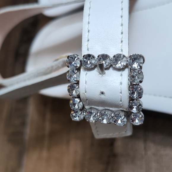 Schutz Ruth Embellished Leather Flatform Slingback Sandals Size 8.0 In White 1.5 - Picture 4 of 12